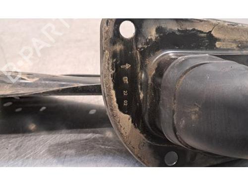 Right rear suspension arm TOYOTA COROLLA Saloon (_E21_) 1.6 VVTi (ZRE210) | BP23640344M15 