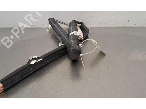 Used Left curtain airbag PEUGEOT 3008 II SUV (MC_, MR_, MJ_, M4_) 1.2 THP/ PureTech 130 (MRHNSM, MRHNSU, MRHNSJ, MRHNYW,... (131 hp) 29214779
