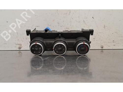 climate-control-renault-trafic-iii-van-fg_-2014-38003975 main image