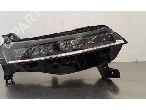 Used Right headlight Right headlight RENAULT MEGANE E-TECH SUV EV60 (BNJ1) (218 hp) 40284775 40284775