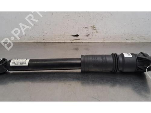Used Right rear shock absorber Right rear shock absorber PEUGEOT 2008 II (UD_, US_, UY_, UJ_, UR_, UC_) 1.2 Hybrid 136 (URHPYC, USHPY) (136 hp) 36343587 36343587