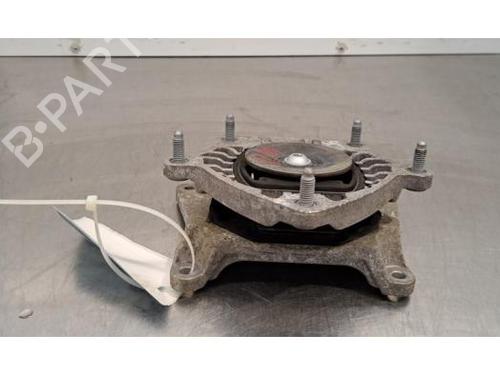 Gearbox mount MERCEDES-BENZ C-CLASS (W205) C 200 d (205.007) | BP32398570M88