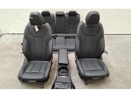seats-set-bmw-i4-g26-2021-40285023 main image
