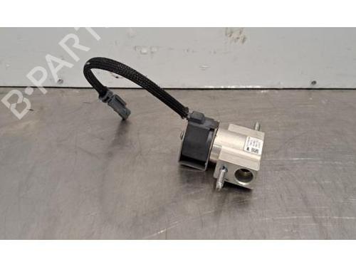 Used Electronic sensor PEUGEOT 308 III (FB_, FH_, FP_, F3_, FM_) e-308 (FMZKWZ) (156 hp) 30651241