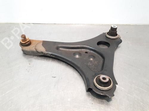 Used Left front suspension arm SMART FORFOUR Hatchback (453) electric drive (453.091) (82 hp) 10869610
