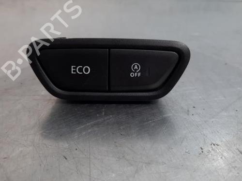 switch-renault-kadjar-ha_-hl_-2015-36508578 main image