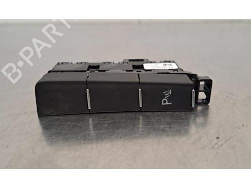 Used Switch VW GOLF VII (5G1, BQ1, BE1, BE2) 1.0 TSI (115 hp) 29222876