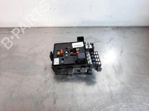 Used Fuse box Fuse box CITROËN C3 AIRCROSS II (SJ_) ë-C3 (SJPZYA) (113 hp) 33859385 33859385