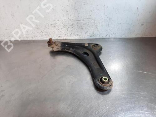 Used Left front suspension arm CITROËN C3 III (SX) 1.5 BlueHDi 100 (SXYHYP, SXYHTU) (102 hp) 31151349