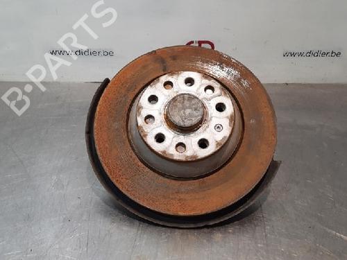 Used Right rear steering knuckle VW PASSAT B8 (3G2, CB2) 1.6 TDI (120 hp) 11726605