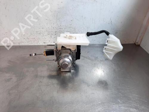 Used ABS pump ABS pump RENAULT MASTER IV Van (F8__) BLUE DCI 170 (F8M4) (170 hp) 31273588 31273588