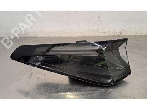Used Left taillight PEUGEOT 308 III (FB_, FH_, FP_, F3_, FM_) e-308 (FMZKWZ) (156 hp) 26205318