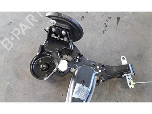 Rear axle PEUGEOT 308 SW III (FC_, FJ_, FR_, F4_, FN_) PureTech 130 (FRHNSL, FRHNST) | BP29214782M2 