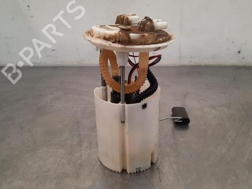 Used Fuel pump RENAULT TRAFIC III Van (FG_) 1.6 dCi 140 (FGMA, FGMC) (140 hp) 23601876