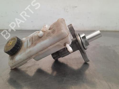 Used Brake master cylinder RENAULT KANGOO Express (FW0/1_) 1.5 dCi 90 (FW0G, FW05, FW08, FW11) (90 hp) 23608376