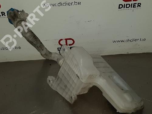 Used Windscreen washer tank Windscreen washer tank SEAT LEON ST (5F8) 1.6 TDI (115 hp) 10874678 10874678