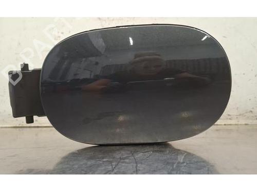 fuel-flap-porsche-macan-95b-2014-38606279 main image
