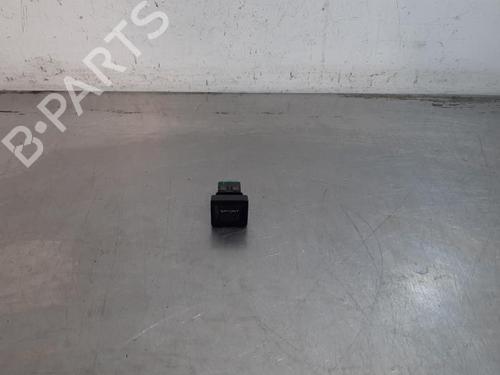 Mando Mando PEUGEOT 3008 II SUV (MC_, MR_, MJ_, M4_) 1.2 THP/ PureTech 130 (MRHNSM, MRHNSU, MRHNSJ, MRHNYW,... (131 hp) 36169553 36169553