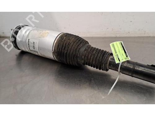 Right front shock absorber LAND ROVER RANGE ROVER SPORT II (L494) 3.0 SDV6 4x4 | BP29700969M17