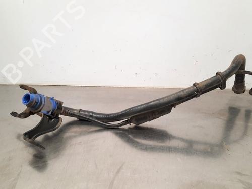 Used Pipe PEUGEOT 308 SW III (FC_, FJ_, FR_, F4_, FN_) BlueHDi 130 (FCYHZL, FCYHZT) (131 hp) 15725894