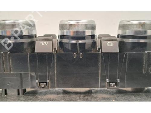 Climate control RENAULT CAPTUR II (HF_) Blue dCi 115 (HFAD) | BP28719769I5