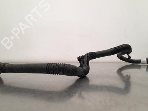 Pipe TESLA MODEL Y (5YJY) EV Performance All-wheel Drive | BP34198219M125 - Image 2