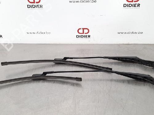Front windshield wiper arm PEUGEOT 308 SW II (LC_, LJ_, LR_, LX_, L4_) 1.6 GT 205 | BP15018448C143 