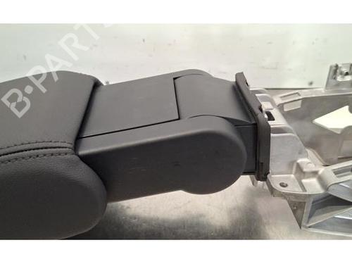 Armlæn AUDI A3 Sportback (8YA, 8YF) 30 TDI | BP32150352I20 