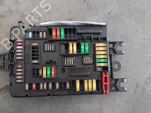 Used Fuse box BMW 3 (F30, F80) 318 d (150 hp) 10878690