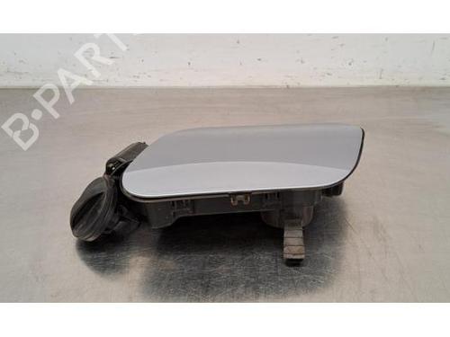 Used Fuel flap PEUGEOT 2008 II (UD_, US_, UY_, UJ_, UR_, UC_) 1.5 BlueHDI 100 (102 hp) 28067451