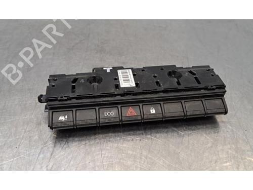 Used Warning switch Warning switch RENAULT MASTER III Van (FV) 2.3 dCi 110 FWD (FV0R, FV0W, FV1A) (110 hp) 36757734 36757734