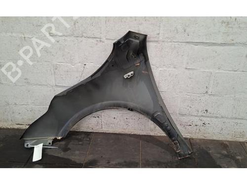 Guarda-lamas direito KIA CEED (CD) 1.6 CRDi 115 | BP32353940C42