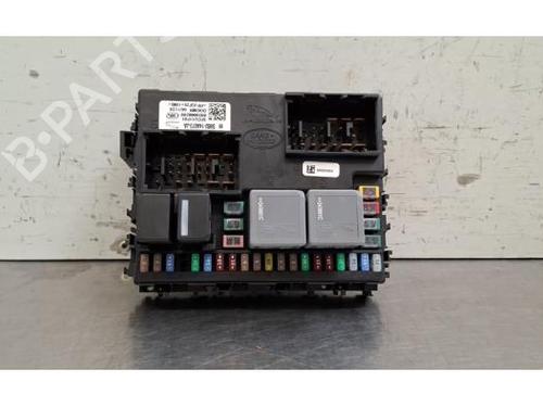 Used Fuse box Fuse box 39495536 39495536