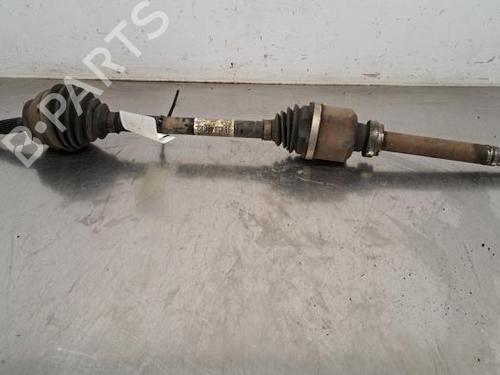 Used Right front driveshaft CITROËN C4 CACTUS 1.5 BlueHDi 100 (102 hp) 23620596