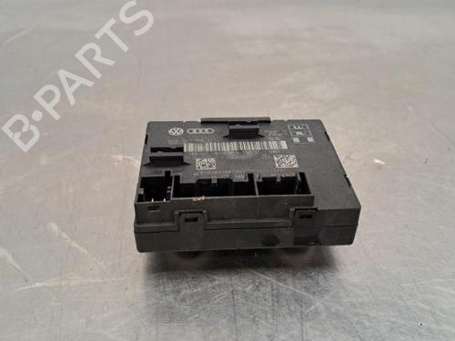 Used Electronic module AUDI Q3 (8UB, 8UG) 2.0 TFSI quattro (211 hp) 23600696