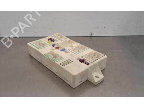 Fuse box PEUGEOT 3008 III (KA_, KB_, KC_) e-210 (KCZKZX) | BP32150388E1 