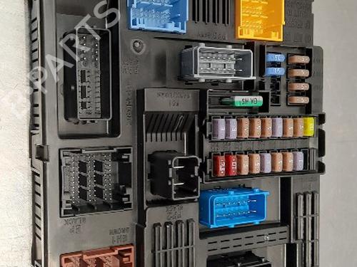 Fuse box PEUGEOT 208 II (UB_, UP_, UW_, UJ_) e-208 | BP17515343E1 