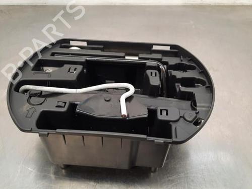 Used Jack Kit PEUGEOT 508 II (FB_, FH_, F3_) 1.5 BlueHDI 130 (FBYHZJ, FBYHZR) (131 hp) 23618693