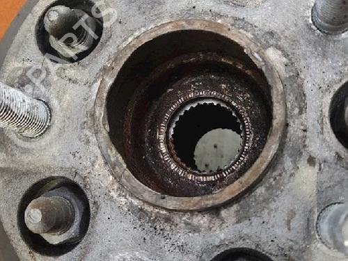 Left rear steering knuckle TESLA MODEL S (5YJS) 70D AWD | BP10877754M27 
