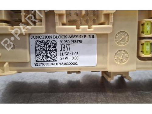Used Fuse box KIA STONIC (YB) 1.0 T-GDi (120 hp) 32847423