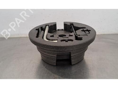 Used Jack Kit SEAT IBIZA V (KJ1, KJG) 1.0 TSI (95 hp) 29521938