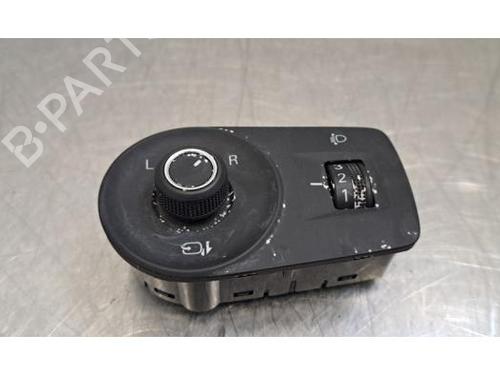 Used Mirror switch Mirror switch MG MG ZS SUV (ZS32) 1.5 Hybrid+ (197 hp) 34268502 34268502