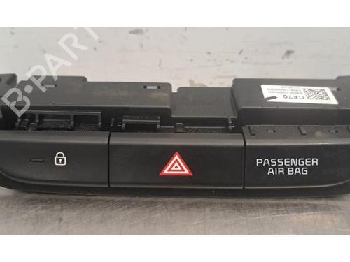 Used Warning switch KIA CEED Sportswagon (CD) 1.0 T-GDI (120 hp) 33057829