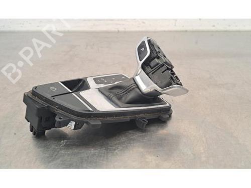 Gear lever AUDI A4 B9 (8W2, 8WC) 35 TFSI Mild Hybrid 8W1713111C | 8W0919614N | 8W1864261E