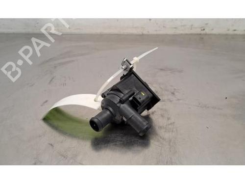Used Auxiliary water pump PORSCHE 911 Convertible (992) 3.0 Carrera 4 (992610) (385 hp) 26146283