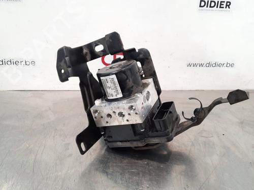 Used ABS pump FIAT DOBLO Cargo (263_) 1.3 D Multijet (263WXU1A, 263ZXU1A, 263WYB1A, 263ZYB1A) (95 hp) 11230976
