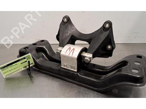 Support de boîte de vitesse MERCEDES-BENZ GLC (X253) 200 d (253.913) (163 hp) 31843039