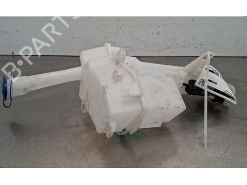 windscreen-washer-tank-toyota-yaris-_p21_-_pa1_-_ph1_-2020-37038439 main image