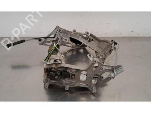 Supporto del faro anteriore sinistro MERCEDES-BENZ SPRINTER 3,5-t Van (B907, B910) eSPRINTER (910.633) (116 hp) 29393297
