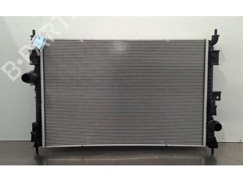 Used Water radiator Water radiator PEUGEOT 3008 III (KA_, KB_, KC_) e-210 (KCZKZX) (213 hp) 33753072 33753072